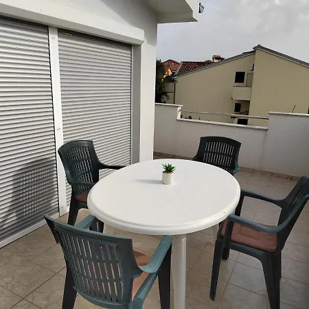 Apartment Eva *